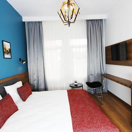 Besiktas Konuk Evi Hotel Истанбул Екстериор снимка