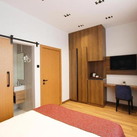 Besiktas Konuk Evi Hotel Истанбул Екстериор снимка